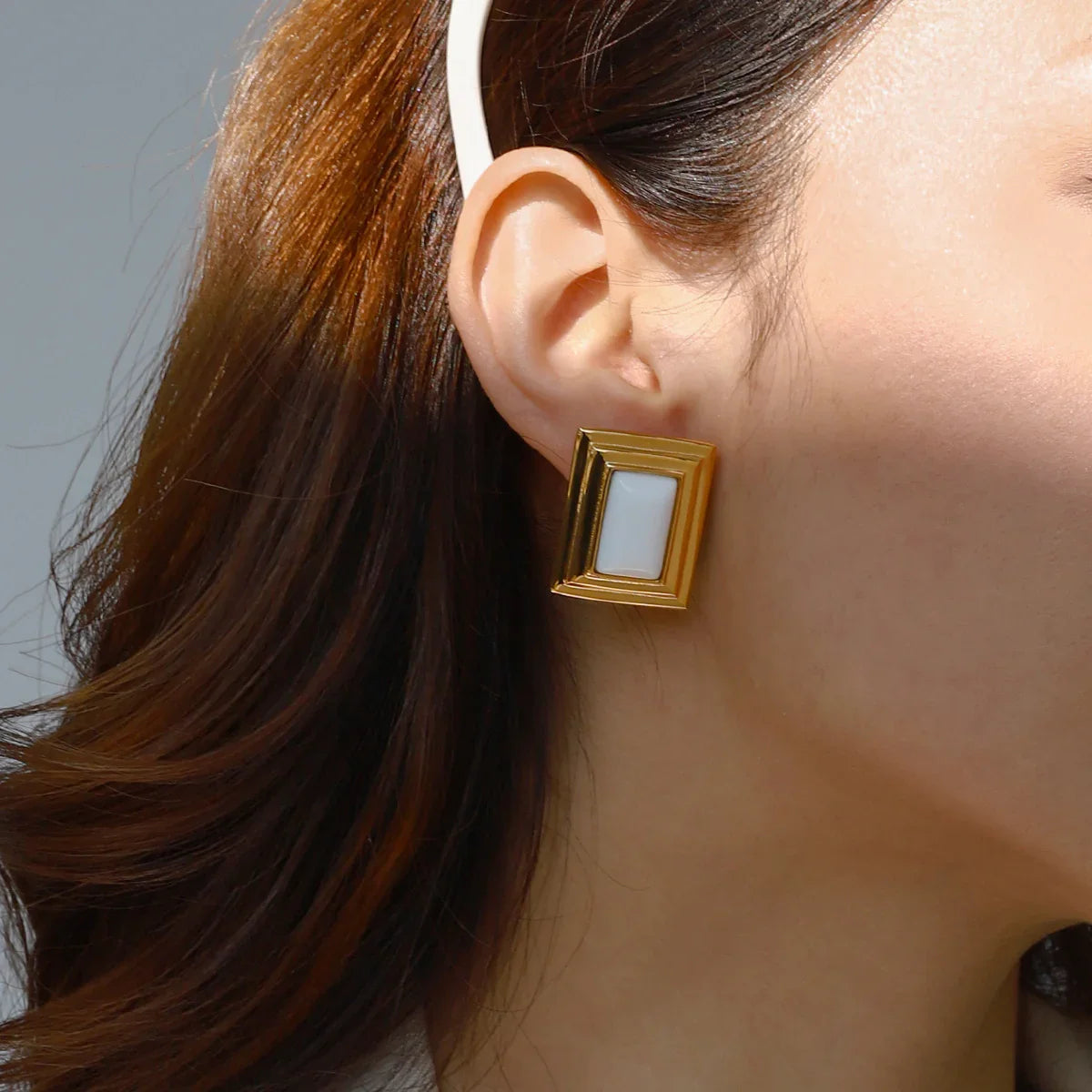 [Royal Vicky]Sybil Gold Enamel Earrings