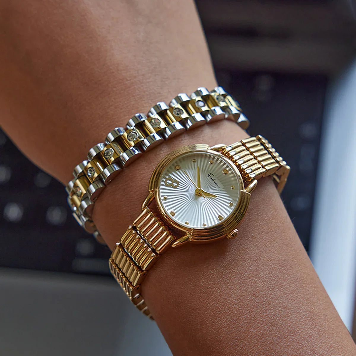 [Royal Vicky]Gold Watchband Bracelet