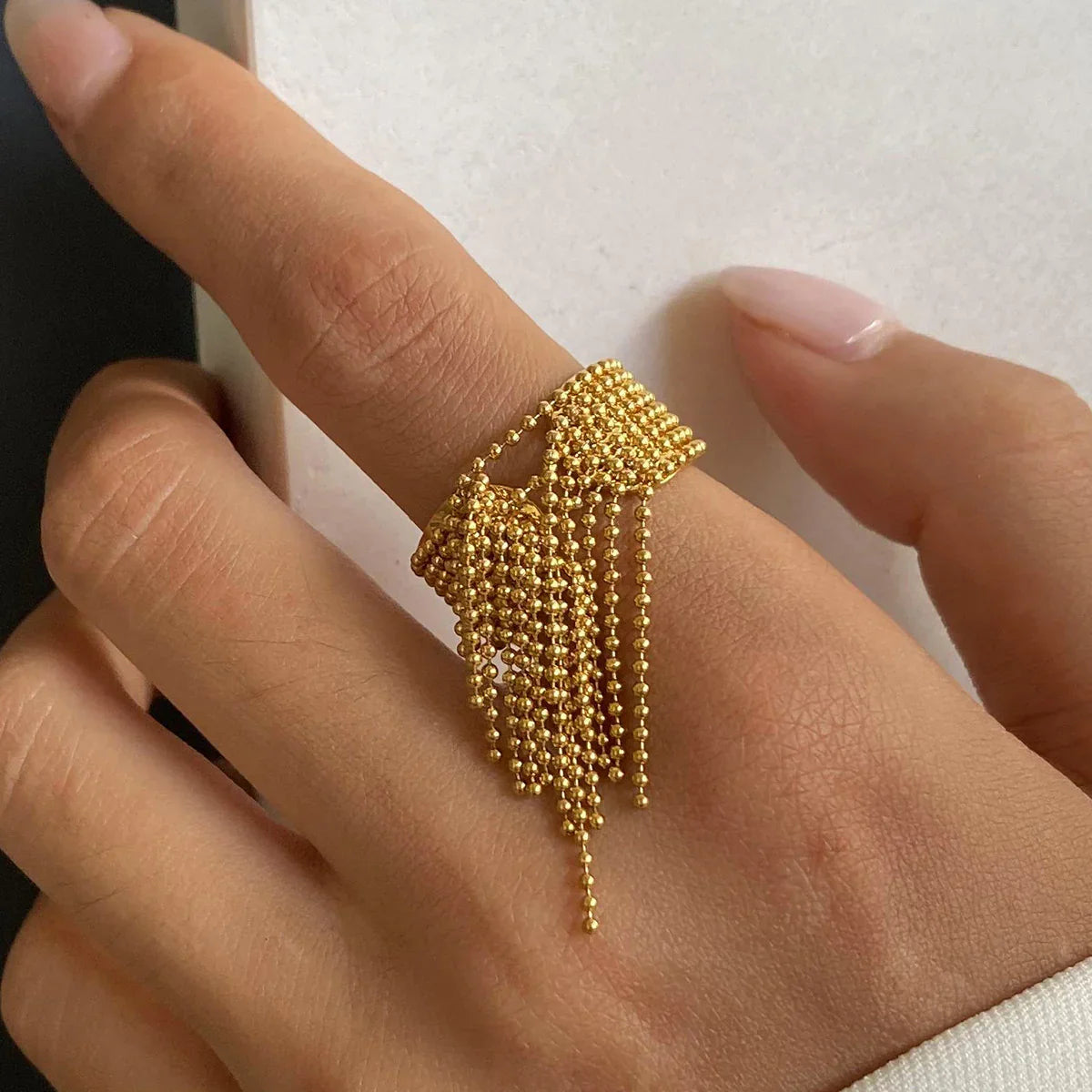[Royal Vicky]Krystelle Gold Tassel Ring