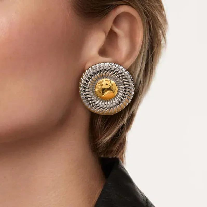 [Royal Vicky]Summers Gold Button Earrings