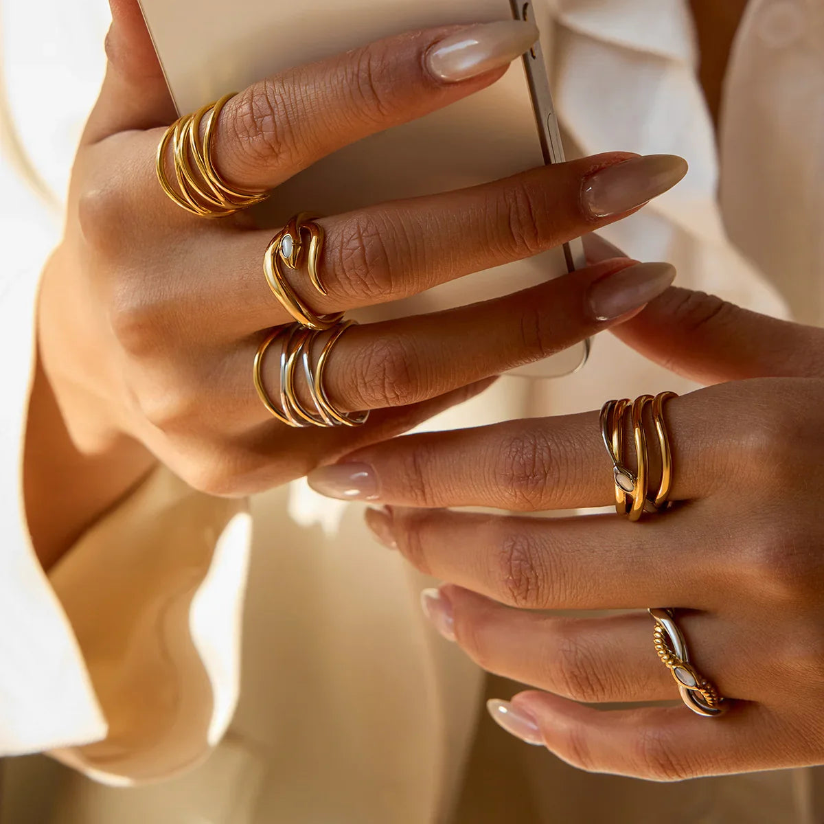 [Royal Vicky]Nerisse Two-Tone Twist Ring