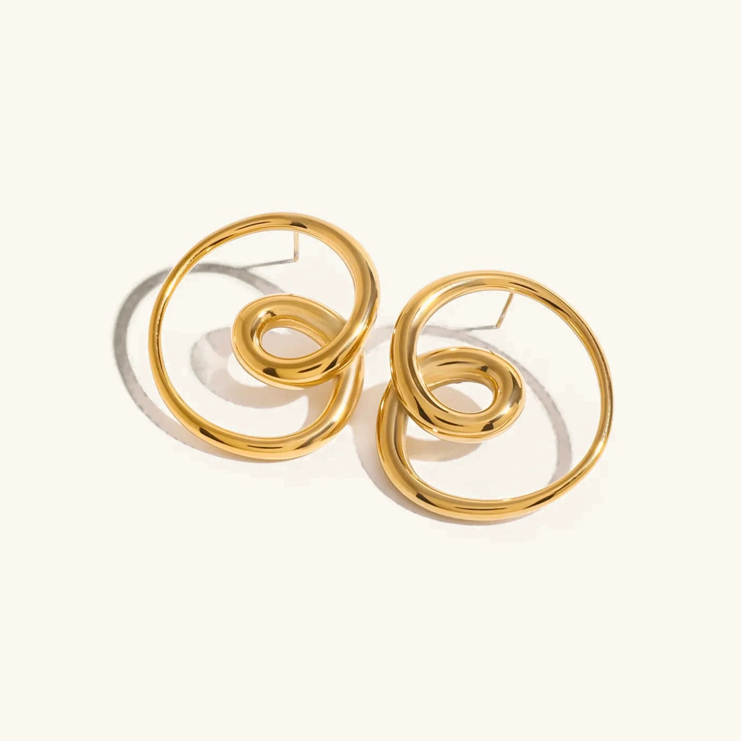 [Royal Vicky]Angelique Golden Twist Earrings