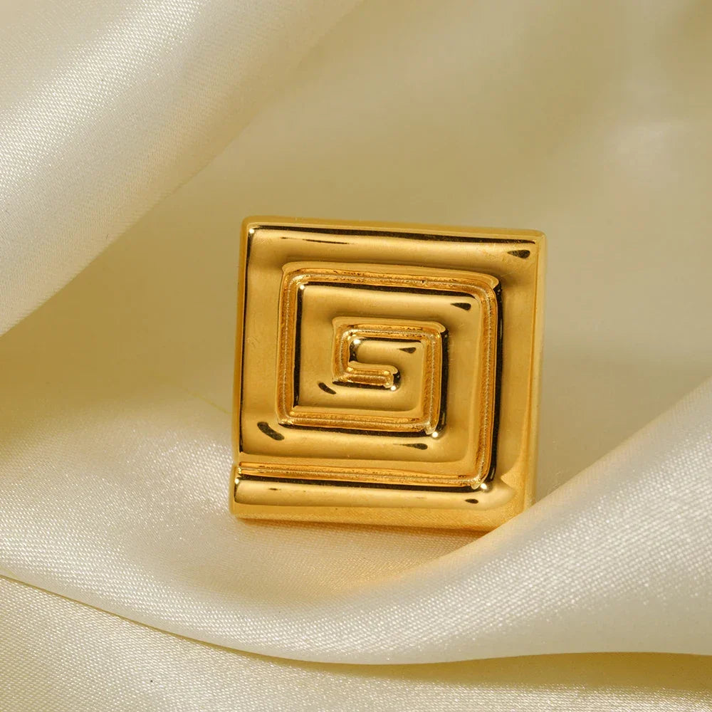 [Royal Vicky]Karina Gold Earrings