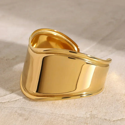 [Royal Vicky]Izza Smooth Gold Cuff