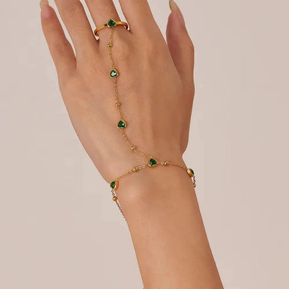 [Royal Vicky]Gladys Emerald Heart Hand Chain