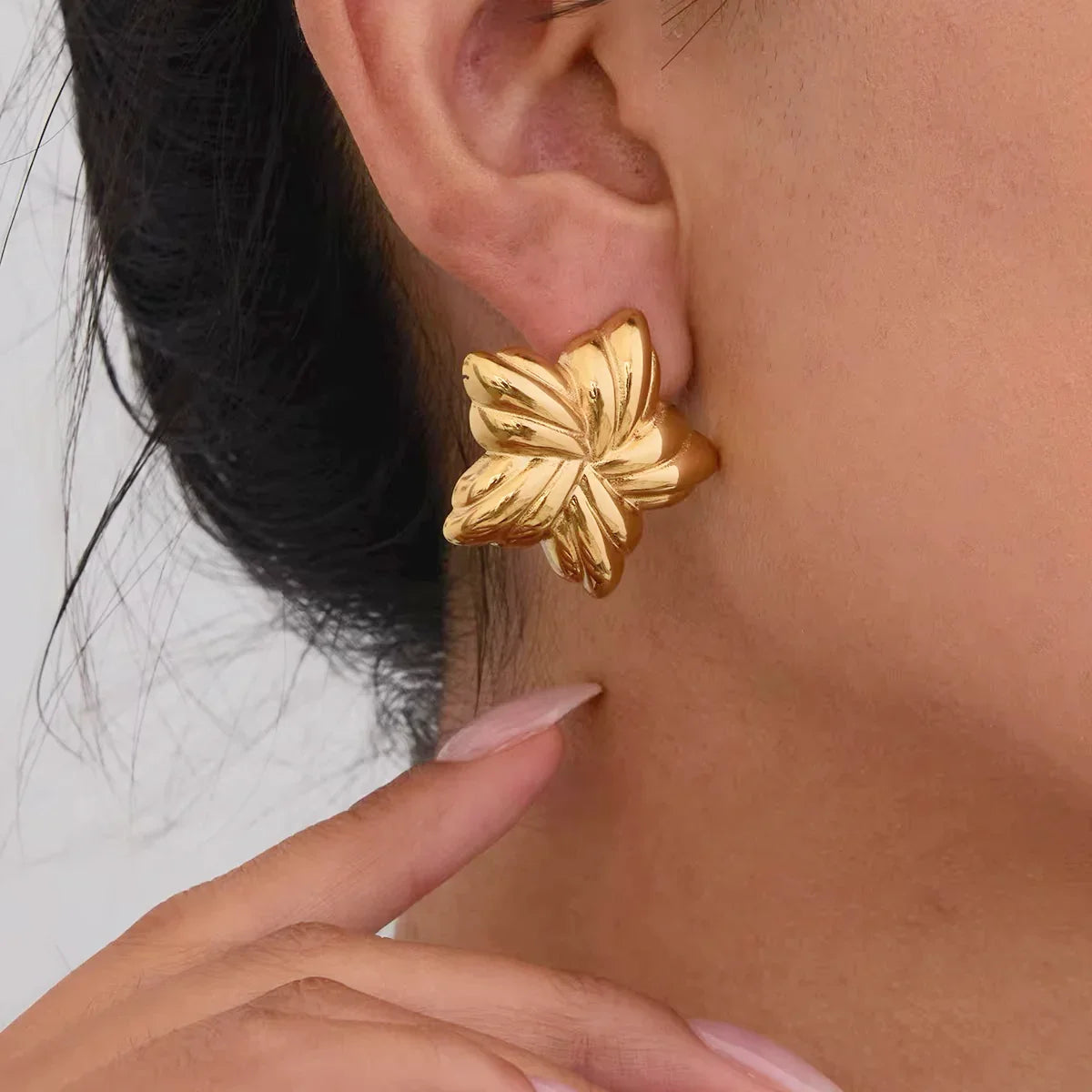 [Royal Vicky]Thymes Gold Star Earrings