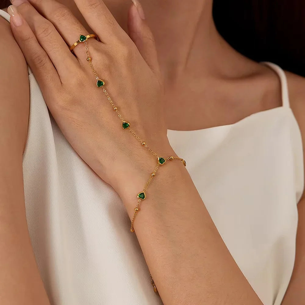 [Royal Vicky]Gladys Emerald Heart Hand Chain