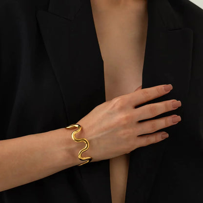 [Royal Vicky]Senna Twisted Gold Bangle