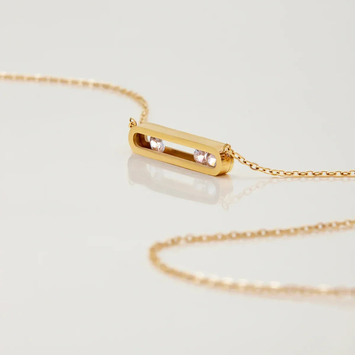[Royal Vicky]Abby Sculpted Gold Pendant