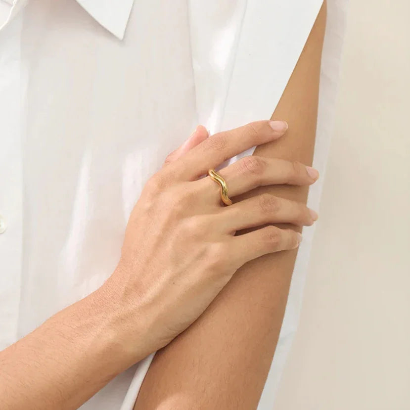 [Royal Vicky]Lunaria Gold Wave Ring