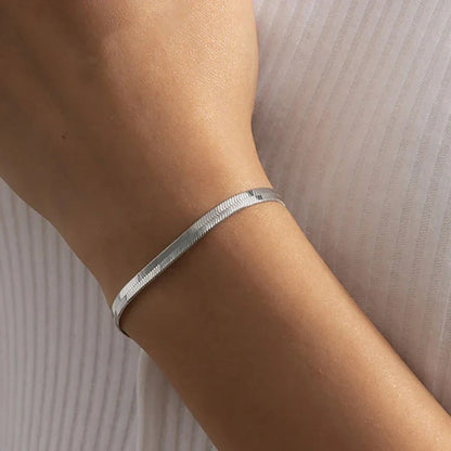 [Royal Vicky]Vida Gold Herringbone Bracelet