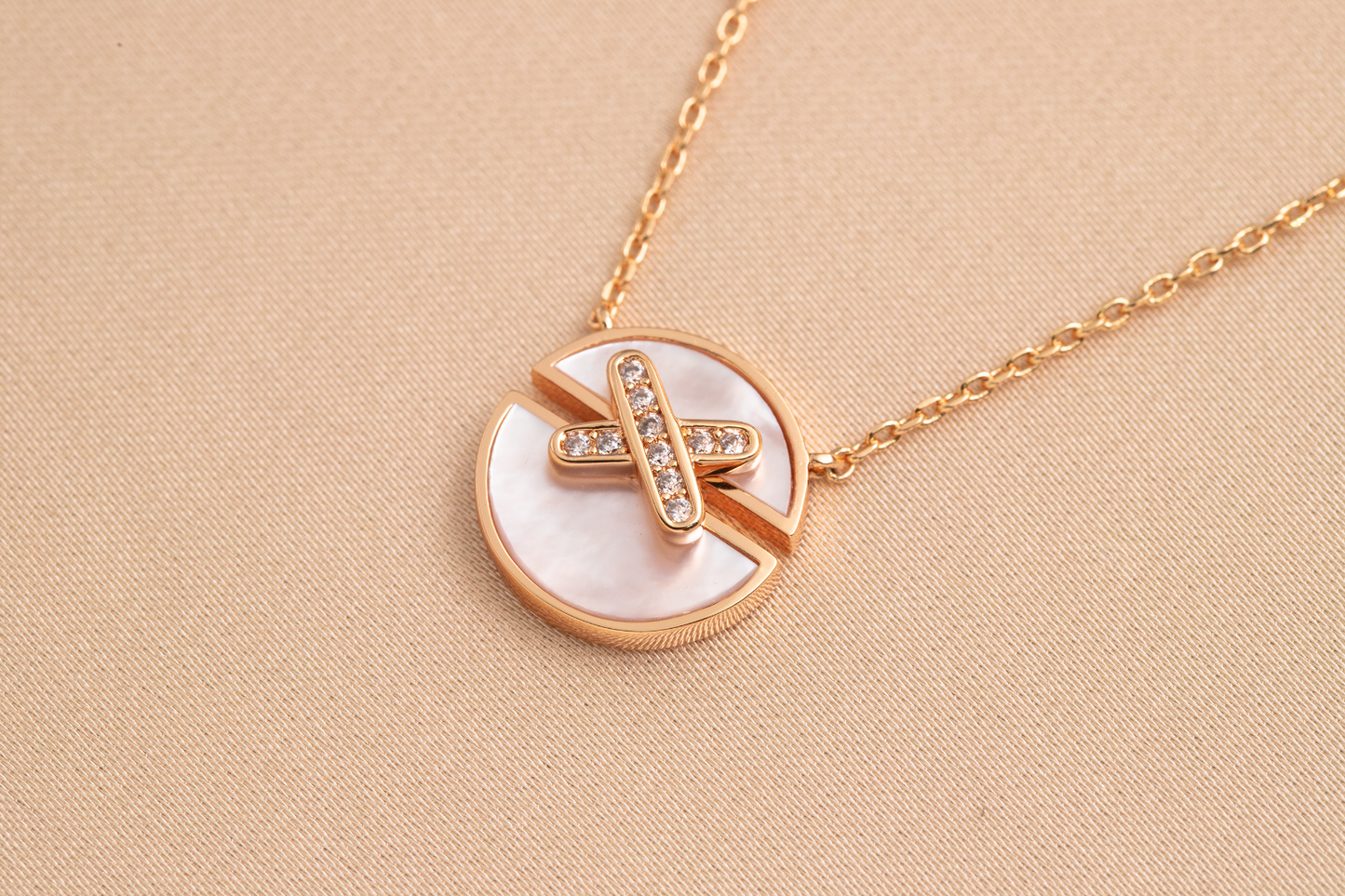 [Vicky]JEUX DE PINK GOLD DIAMOND NECKLACE