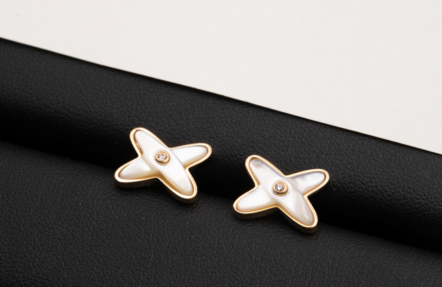 [Vicky]JEUX DE WHITE MOP PINK GOLD DIAMOND EARRINGS