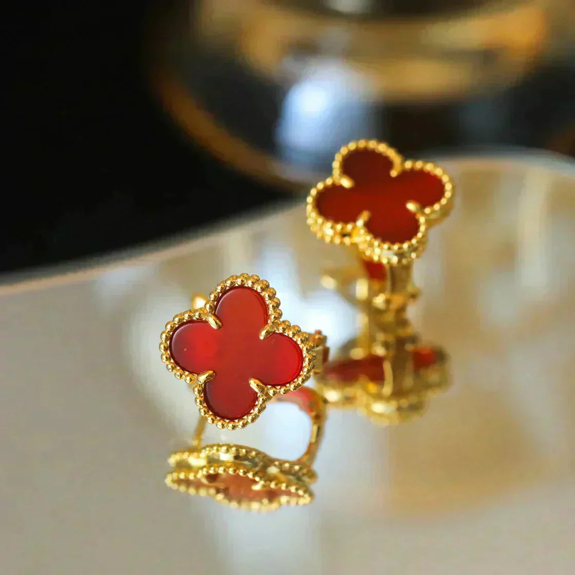 [Vicky]CLOVER MEDIUM 1 MOTIFS CARNELIAN  EARRINGS