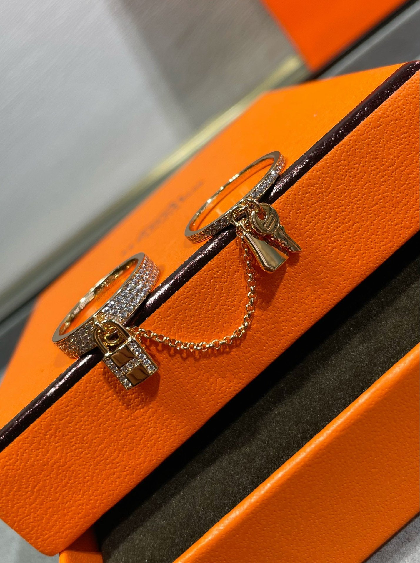 [Vicky]HM KELLY CLOCHETTE DOUBLE RING IN  WITH DIAMONDS