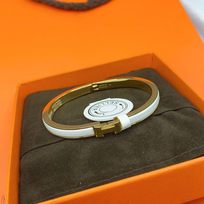 [Vicky]CLASSIC HM CLIC WHITE 8MM ENAMEL BRACELET