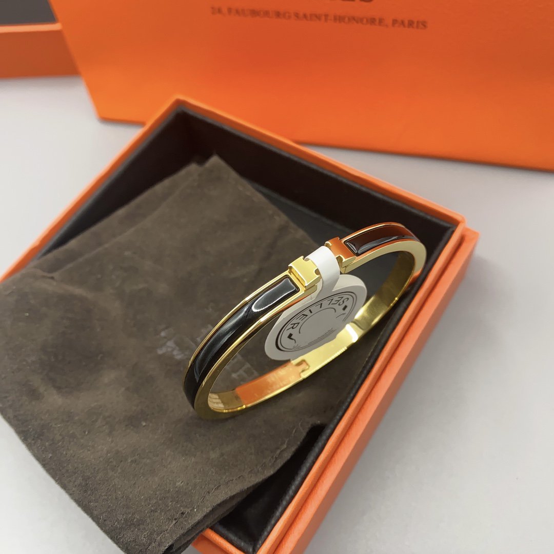 [Vicky]CLASSIC HM CLIC BLACK 8MM ENAMEL BRACELET