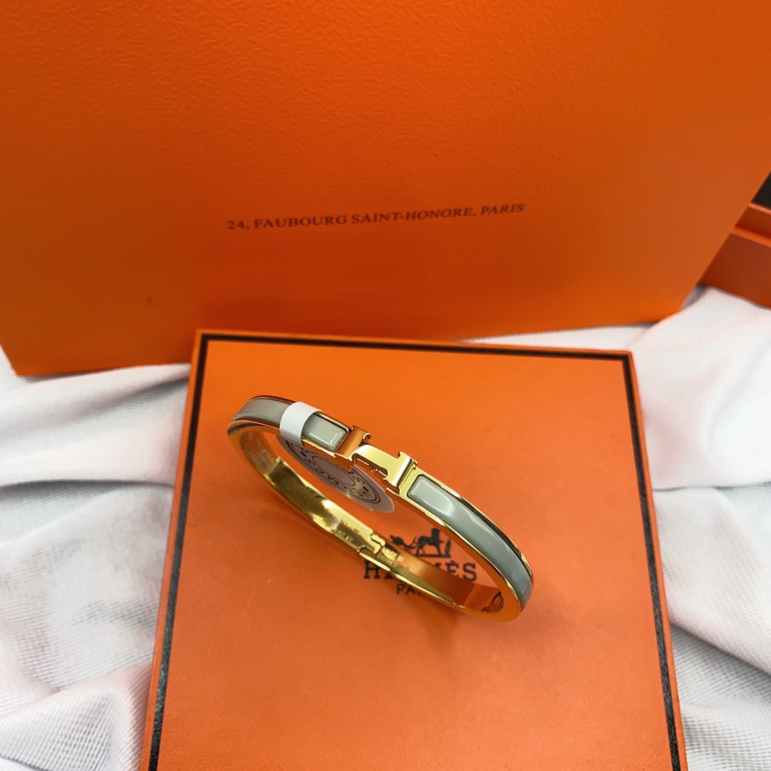 [Vicky]CLASSIC HM CLIC GREEN 8MM ENAMEL BRACELET