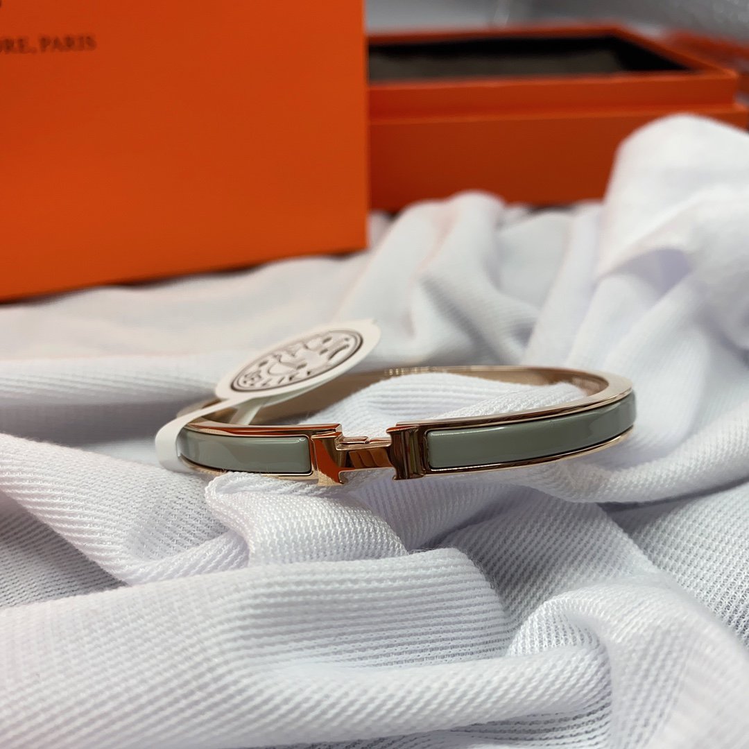 [Vicky]CLASSIC HM CLIC GREEN 8MM ENAMEL BRACELET