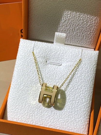 [Vicky]HM CLIC YELLOW ENAMEL GOLD NECKLACE