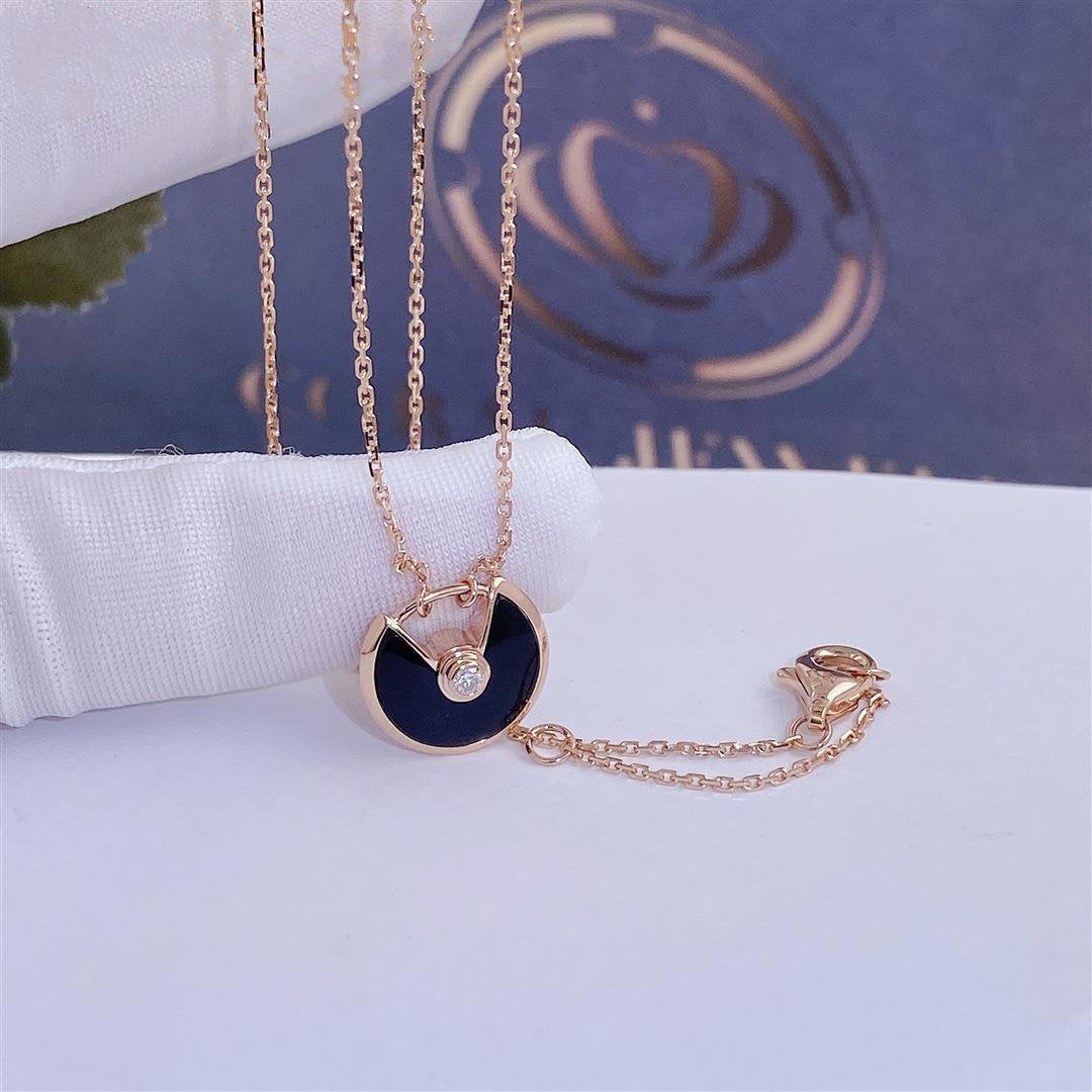 [Vicky]AMULETTE ROSE GOLD ONYX NECKLACE
