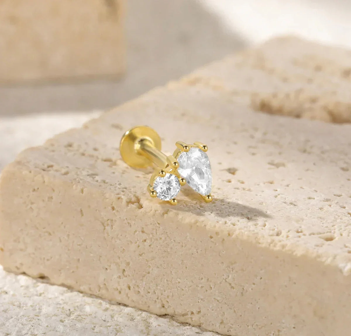 [Royal Vicky]Kate Flat Back Diamond Stud