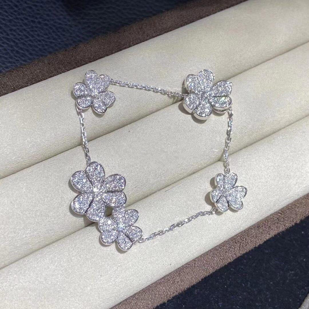 [Vicky]FRIVOLE SILVER 5 FLOWERS BRACELET
