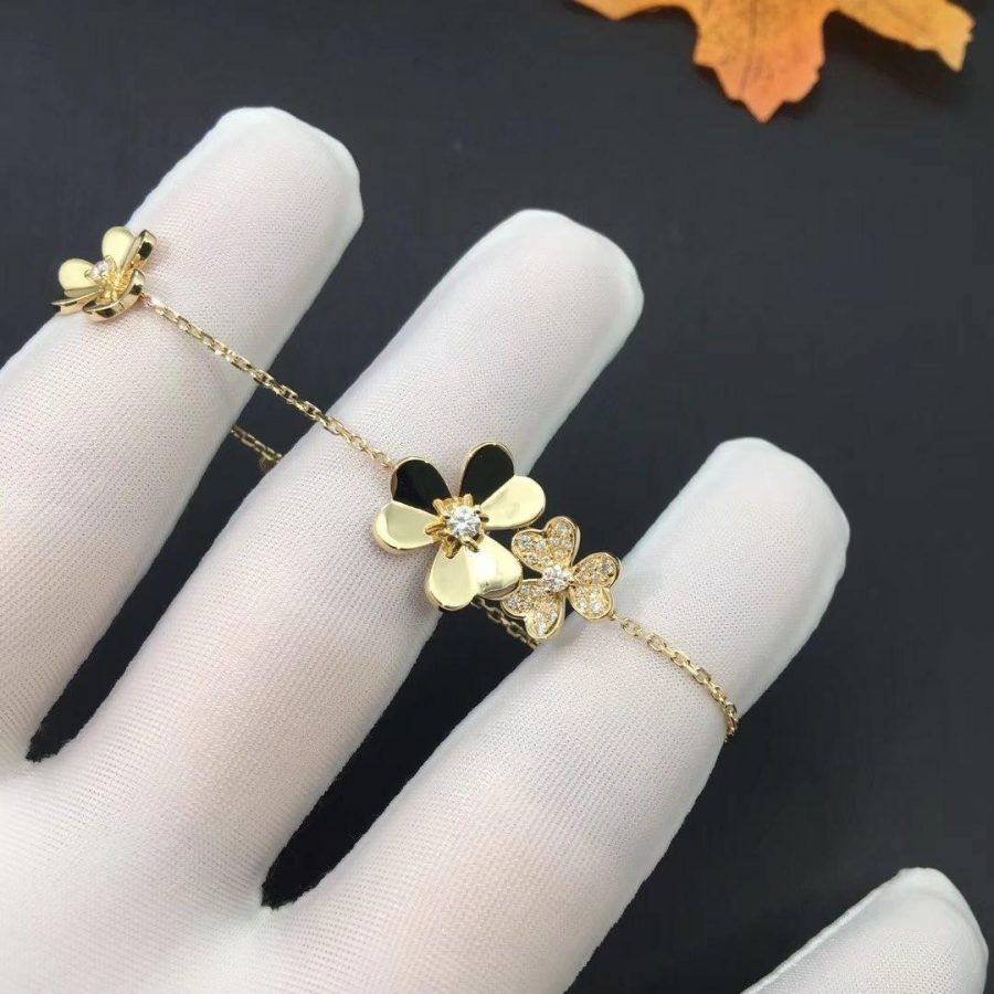 [Vicky]FRIVOLE GOLD 5 FLOWERS BRACELET