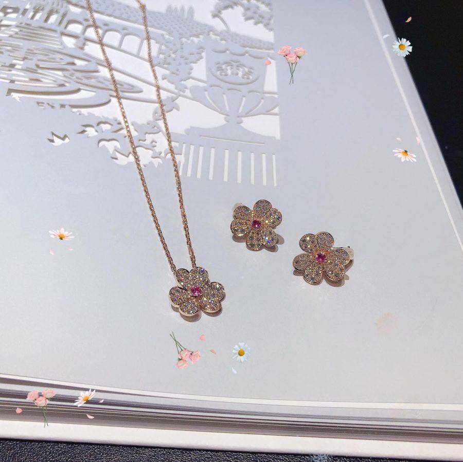 [Vicky]FRIVOLE PINK GOLD FLOWER DIAMOND EARRINGS