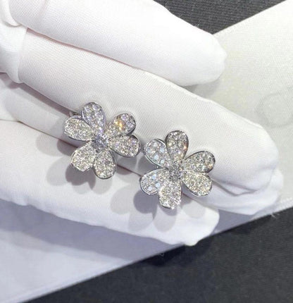 [Vicky]FRIVOLE SILVER FLOWER DIAMOND EARRINGS