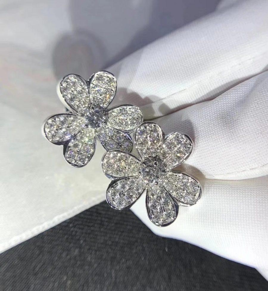 [Vicky]FRIVOLE SILVER FLOWER DIAMOND EARRINGS
