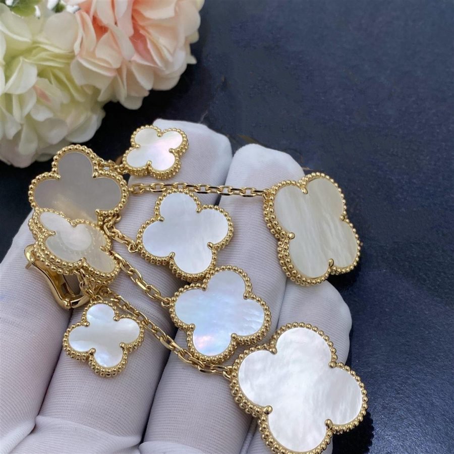 [Vicky]CLOVER EARRINGS WHITE MOP 4 MOTIFS GOLD