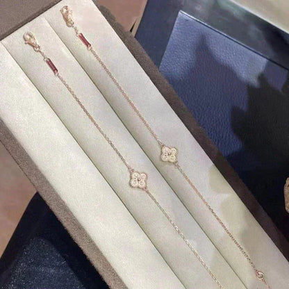 [Vicky]CLOVER SINGLE FLOWER BRACELET